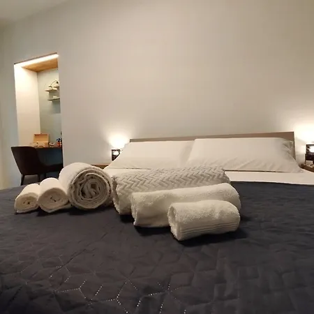 Guest house Kalon Brion House *