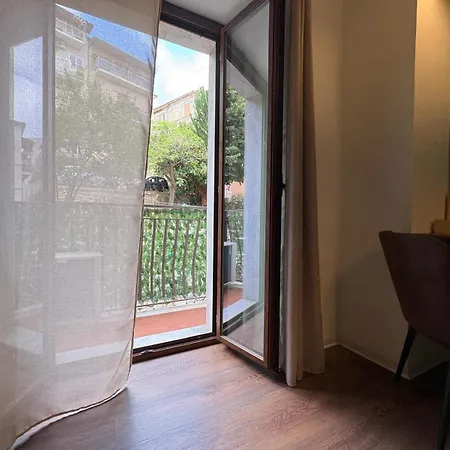 Kalon Brion House 3*