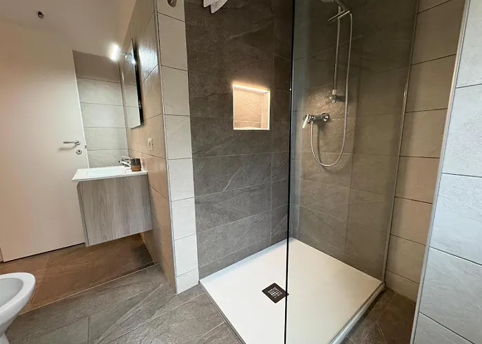 Kalon Brion House Casa de hóspedes