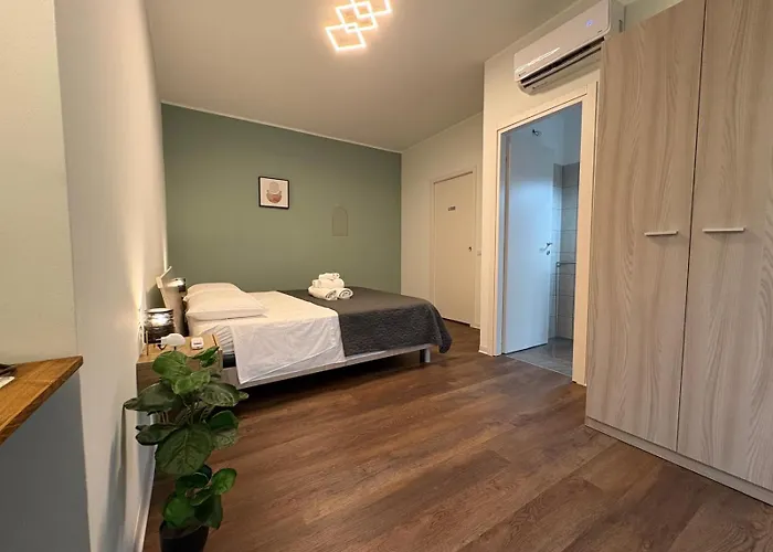 Kalon Brion House Pensión 3*