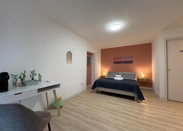 Kalon Brion House Pensión