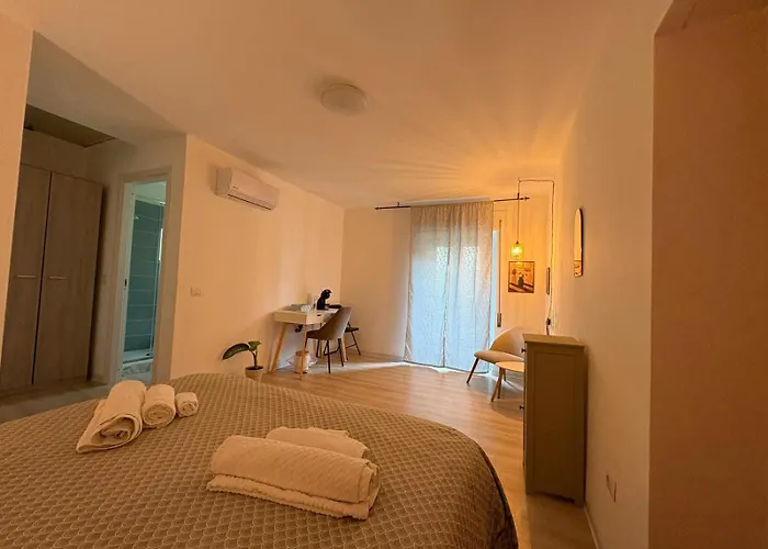 Kalon Brion House 招待所 3*