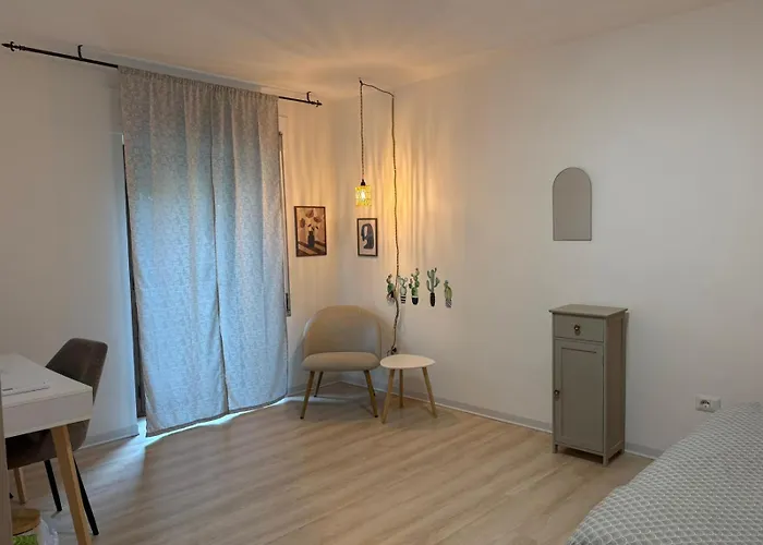 Kalon Brion House 3* 拉默齐亚泰尔默