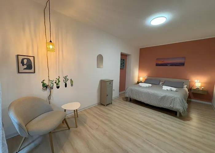 Kalon Brion House 3* 拉默齐亚泰尔默